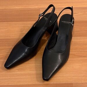 Vagabond Slingback Pumps 37